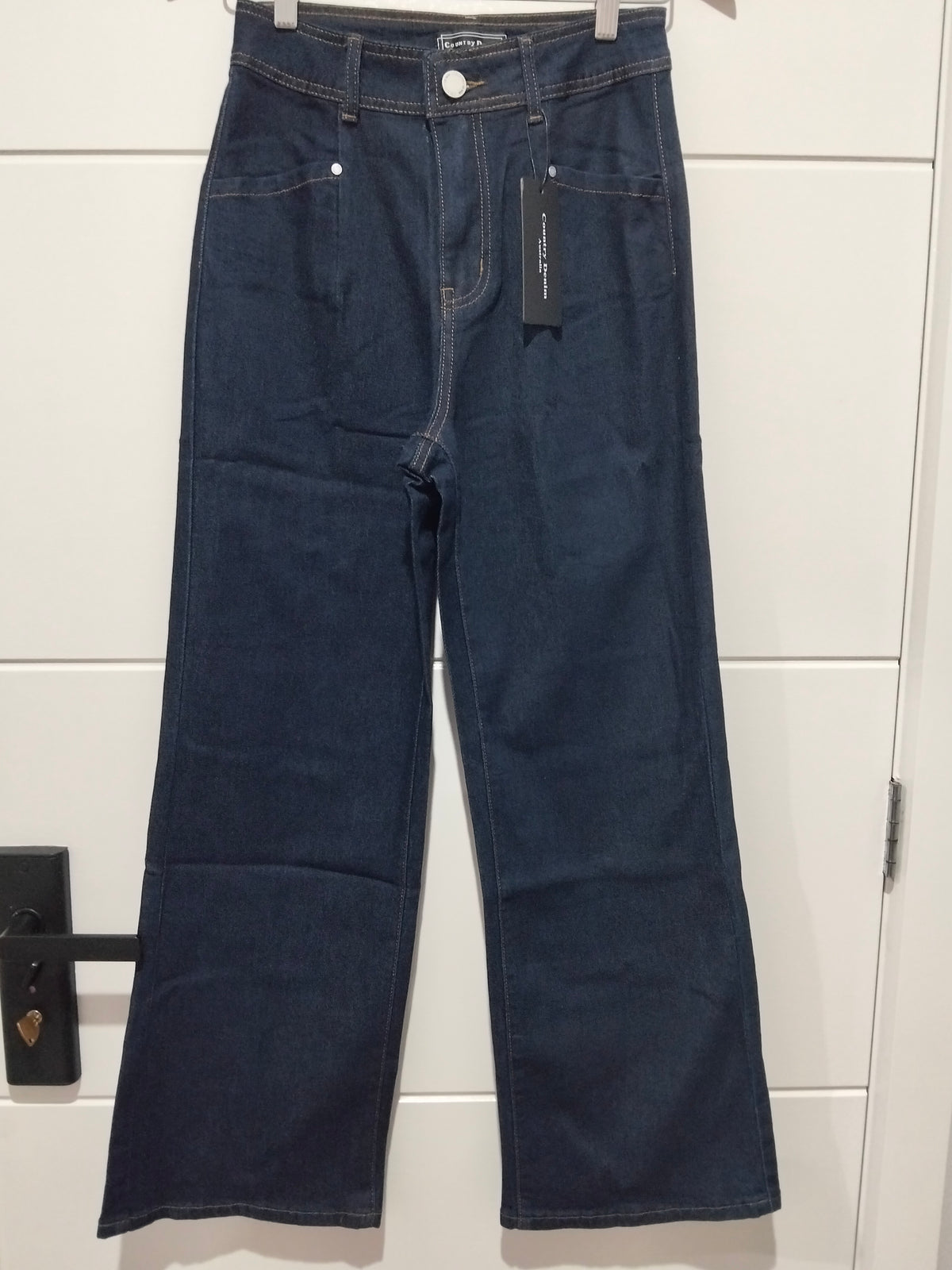 J-Lo Wide Leg Crop Jeans indigo – flat lay front view
