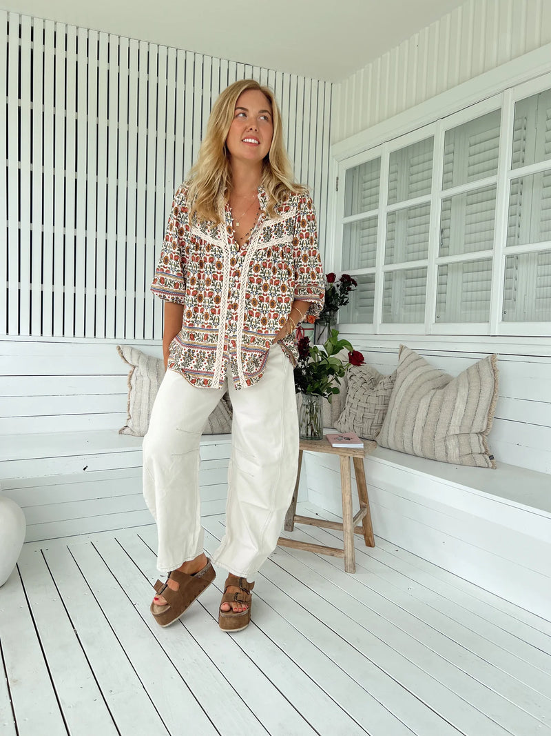 Bee Blouse Harlowe print
