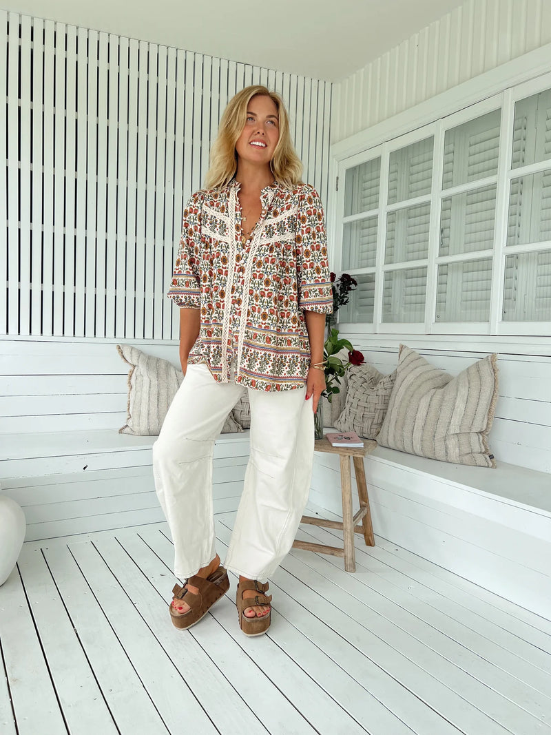Bee Blouse Harlowe print