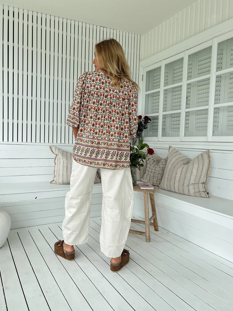 Bee Blouse Harlowe print