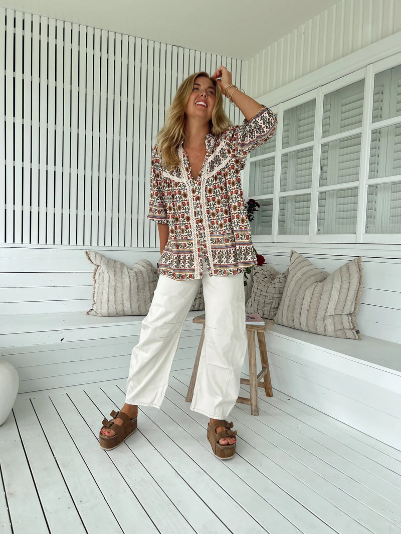 Bee Blouse Harlowe print
