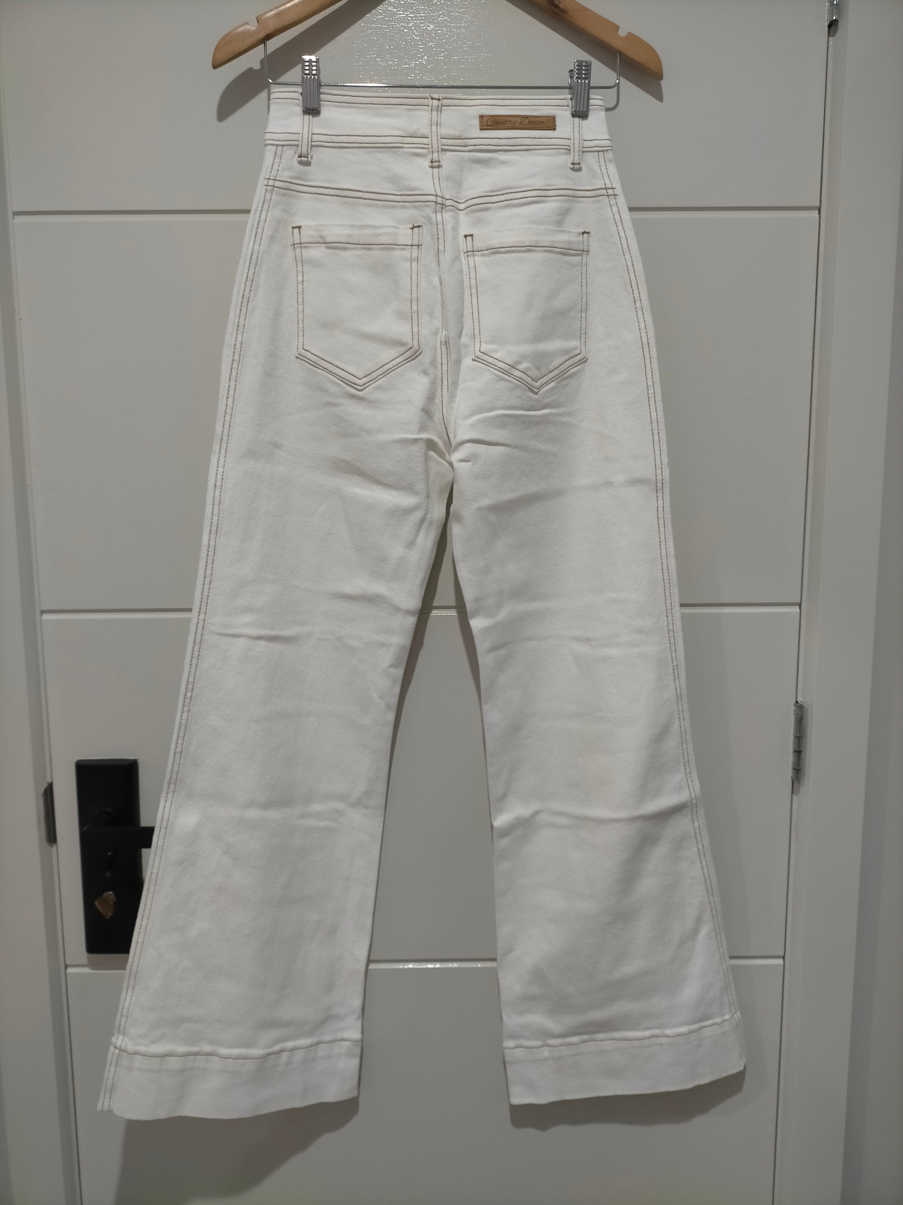 パンツ JCAESAR Distressed White Wide-Leg Denim Distressed White Wide-Leg Denim Pants - BCAESAR
