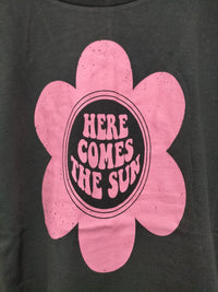 Vintage Tee ~ Here comes the Sun ~ Grey