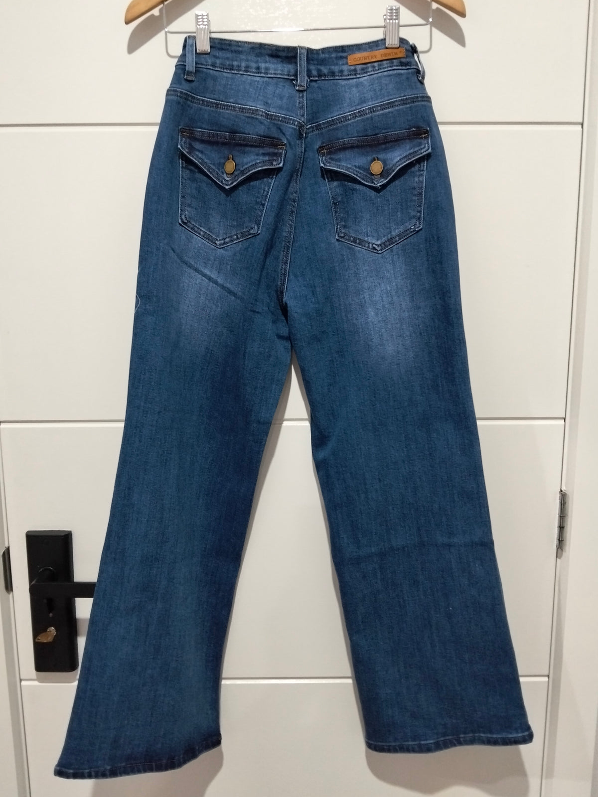 Montana Wide Leg Crop Pocket Jeans ~ Mid Blue