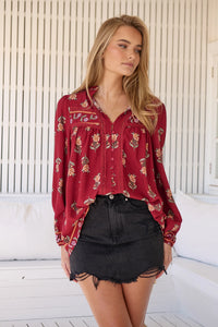 Bee Blouse Grenache print