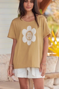 Vintage Tee ~ Here comes the Sun ~ Caramel