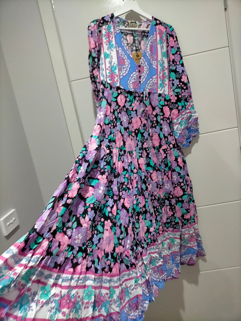 Teresa Maxi Dress Blackbird Print Kenzie Tenzie