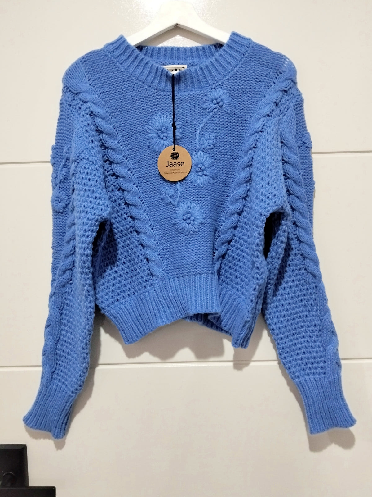 Jaase Twilight Crochet Crop Knit Jumper blue – flat lay front view