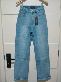 Lou Lou Straight Leg Mum Jeans ~ Vintage Light Blue