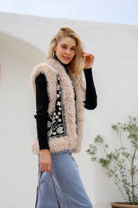 Coachella Lombard Vest Black