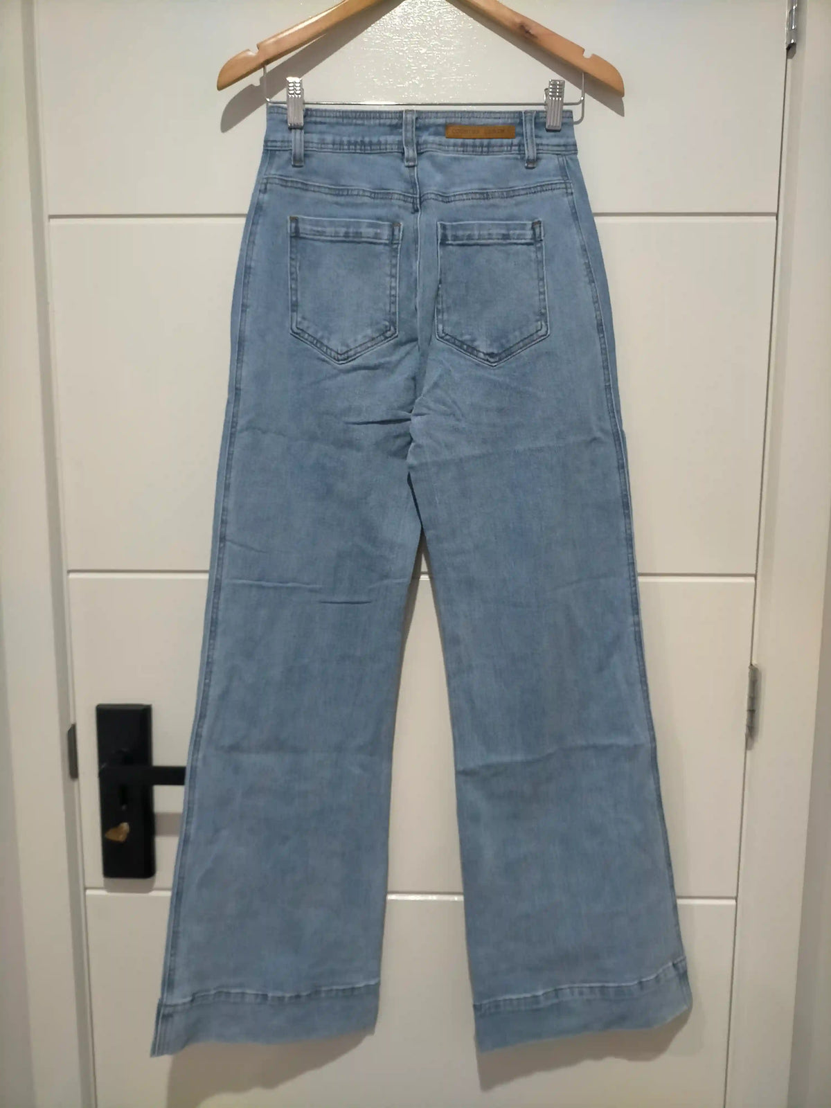 Sailor Wide Leg Pocket Jeans light blue – flat lay back view
