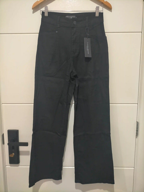 J-Lo Wide Leg Crop Jeans ~ Black