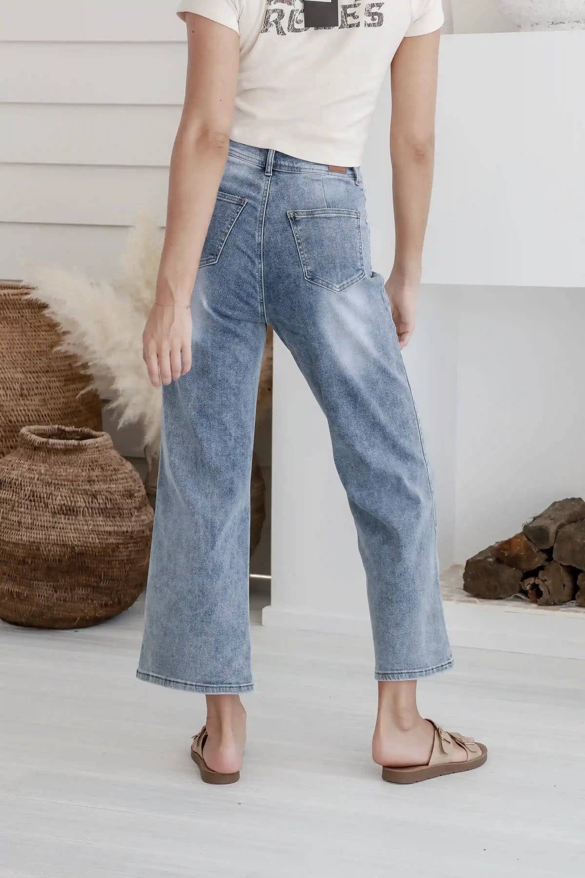J-Lo Wide Leg Crop Jeans ~ Vintage Mid Blue
