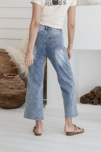 J-Lo Wide Leg Crop Jeans ~ Vintage Mid Blue