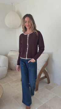 Video of Praline Ribbed Blanket Stitch Cardi chocolate – fit and blanket stitch detail