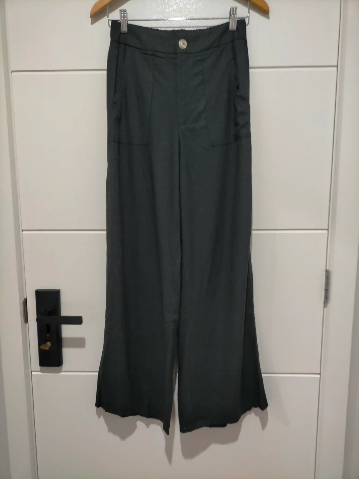 Tobacco Linen Pants ~ Black