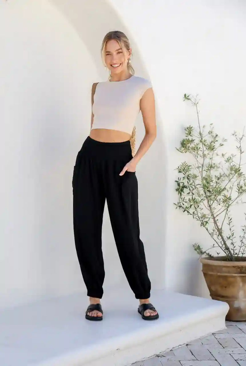 Weekend Linen Harem Pants - Black