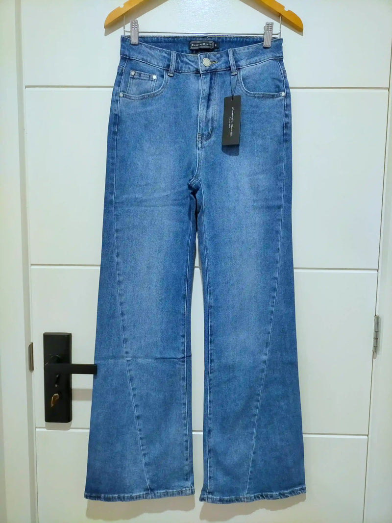 Woodstock Seam Flare Wide Jeans - Mid Blue